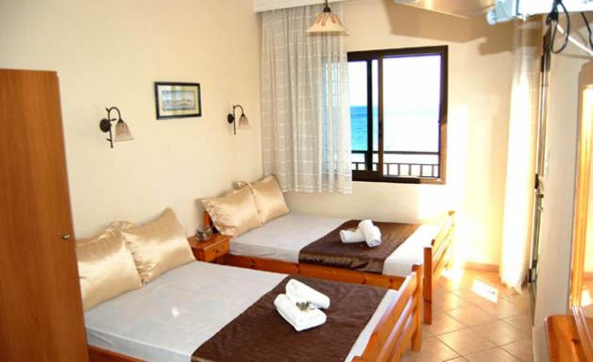 Melachrini Apartments Nea Vrasna Bilik gambar