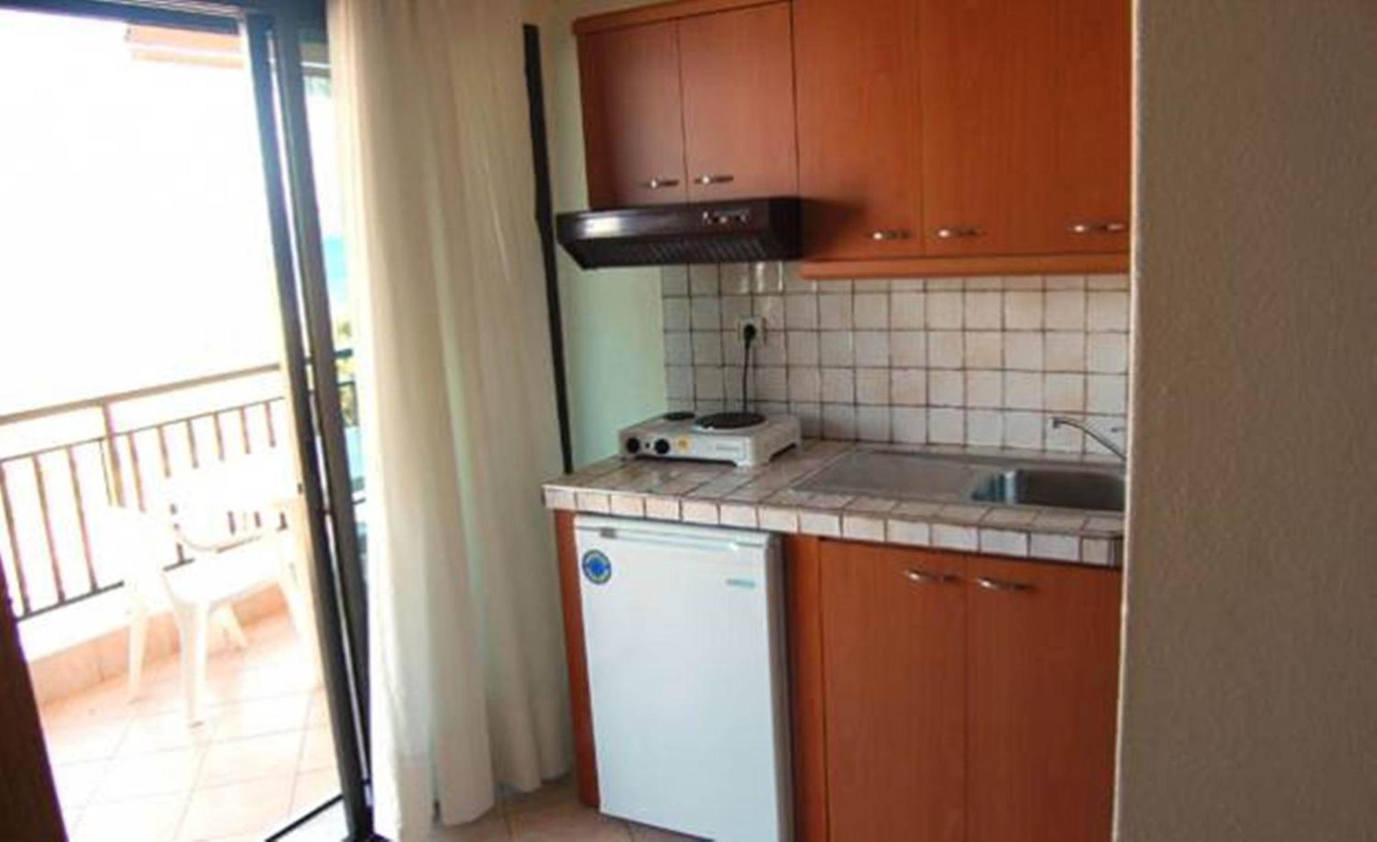 Melachrini Apartments Nea Vrasna Luaran gambar