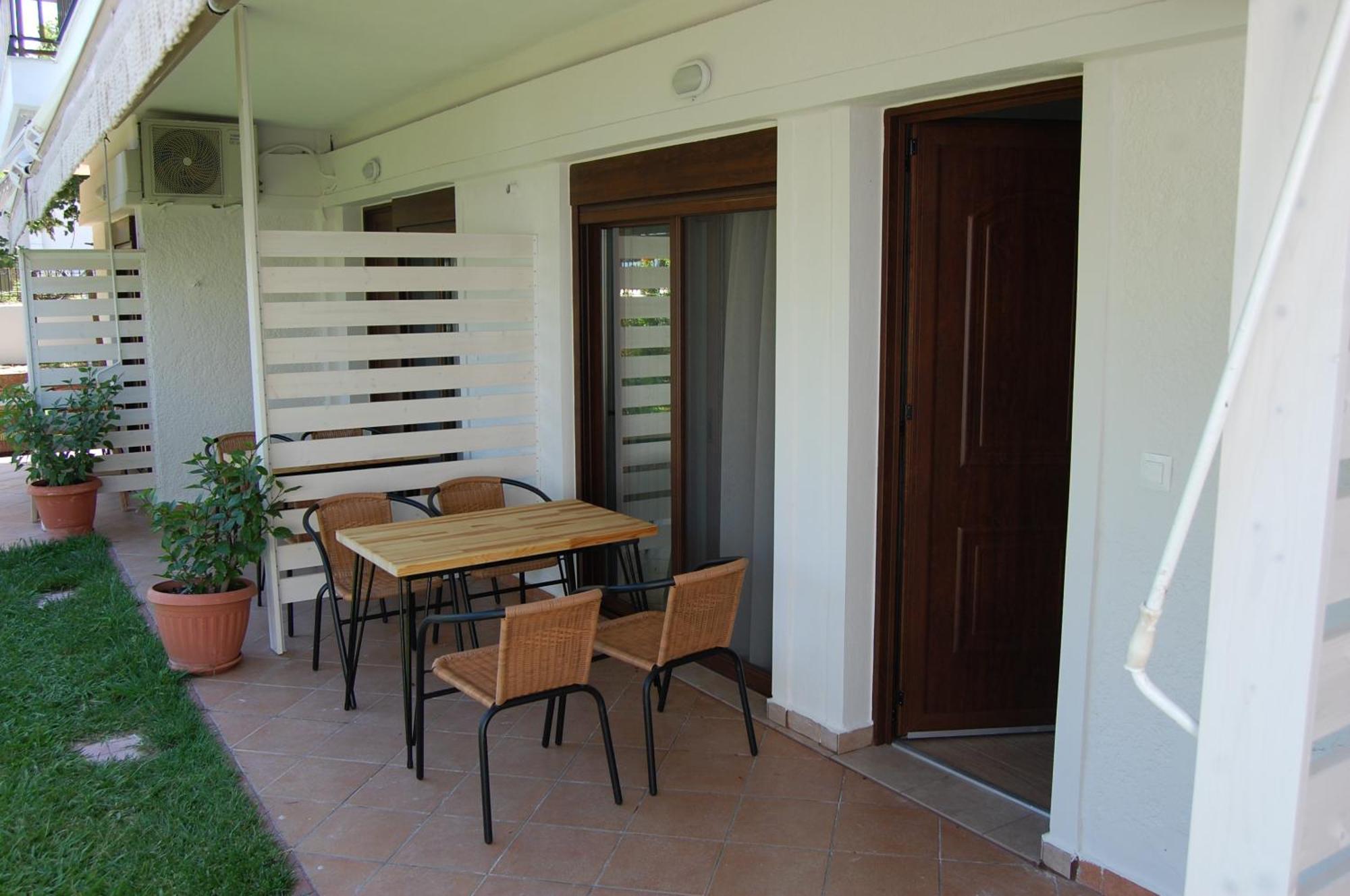 Melachrini Apartments Nea Vrasna Luaran gambar